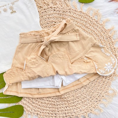 Conj. Blusa "Tanto Amore e Affetto" e Short Saia Raminhos com Flores - Areia